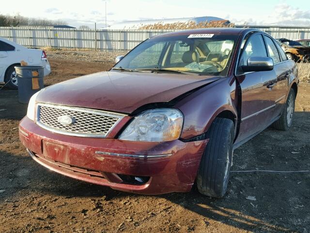 1FAFP25135G144830 - 2005 FORD FIVE HUNDR MAROON photo 2