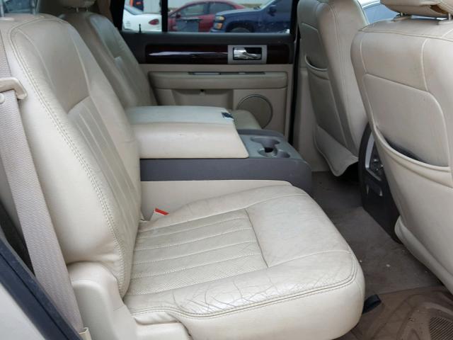 5LMFU28R44LJ33919 - 2004 LINCOLN NAVIGATOR Złoty zdjęcie 6
