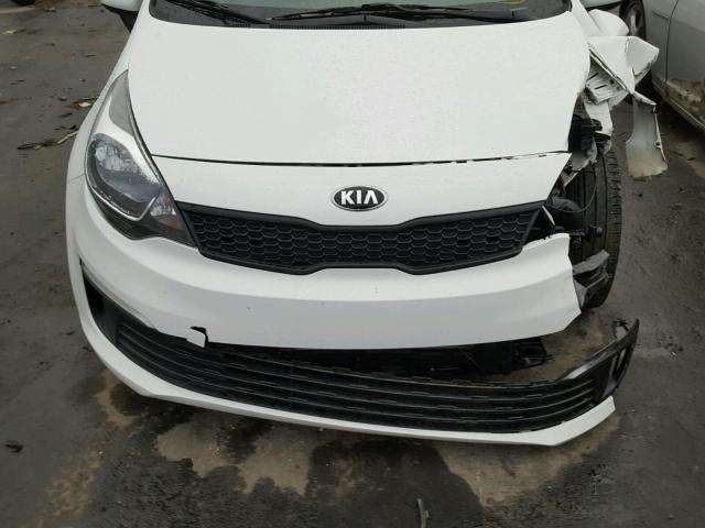 KNADM4A30G6660579 - 2016 KIA RIO LX WHITE photo 7