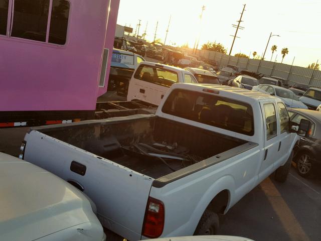 1FT8W3B6XBEB42415 - 2011 FORD F350 SUPER WHITE photo 4