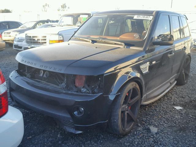 SALSH2E49AA240502 - 2010 LAND ROVER RANGE ROVE BLACK photo 2