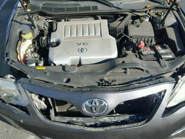 4T1BK3EK1AU597390 - 2010 TOYOTA CAMRY SE GRAY photo 7