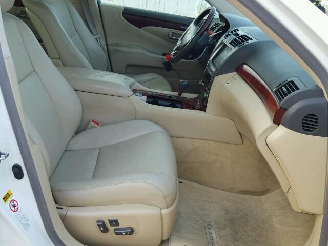 JTHBL46F575042856 - 2007 LEXUS LS 460 Biały zdjęcie 5