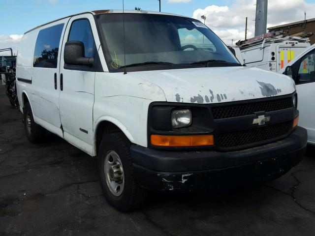 1GCGG25V751107042 - 2005 CHEVROLET EXPRESS G2 WHITE photo 1