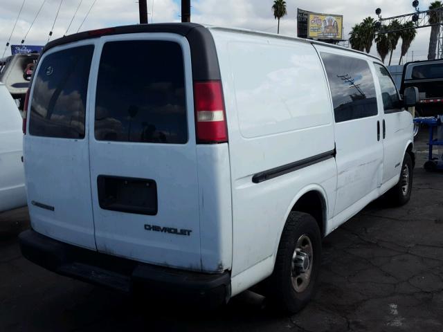 1GCGG25V751107042 - 2005 CHEVROLET EXPRESS G2 WHITE photo 4