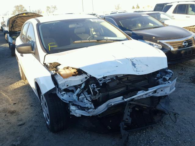 1FADP3E24HL211999 - 2017 FORD FOCUS S WHITE photo 1