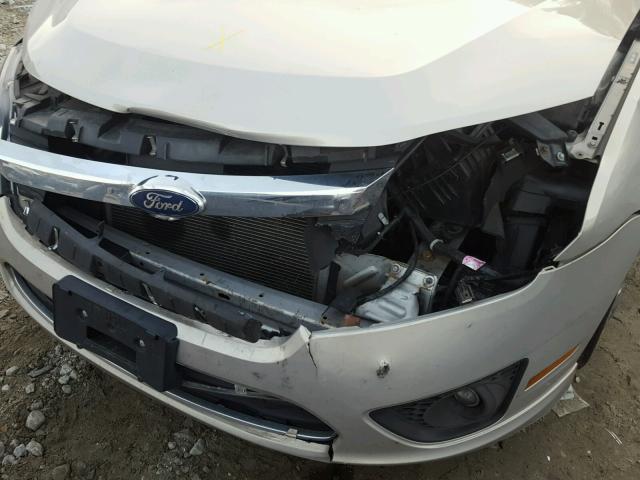 3FAHP0HAXAR304214 - 2010 FORD FUSION SE SILVER photo 9