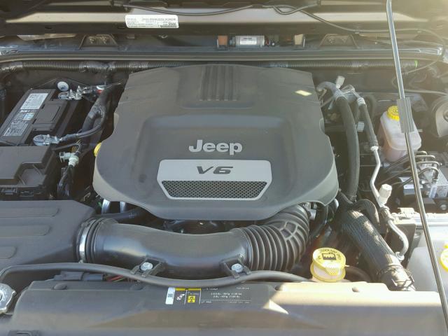 1C4BJWDG4HL695576 - 2017 JEEP WRANGLER U BLACK photo 7