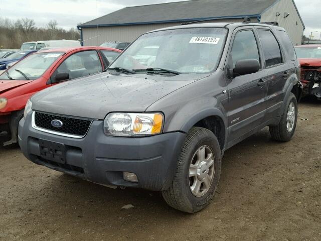 1FMYU031X2KD96923 - 2002 FORD ESCAPE XLT GRAY photo 2