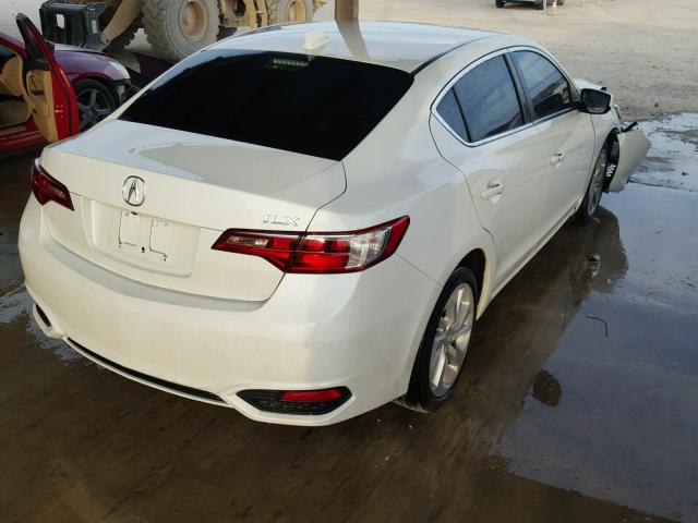 19UDE2F35HA005220 - 2017 ACURA ILX BASE WHITE photo 4