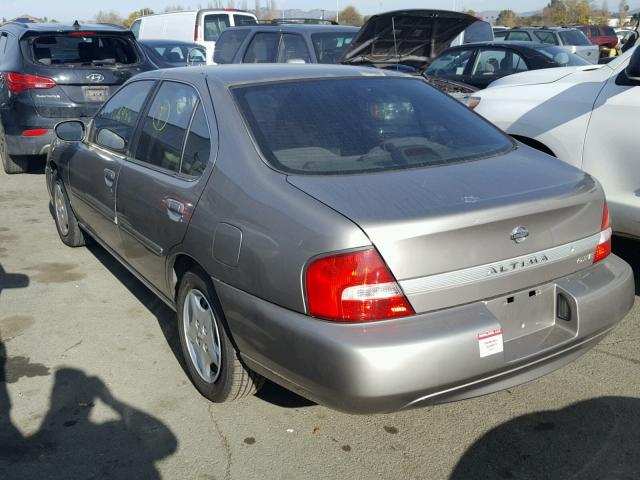 1N4DL01D81C236458 - 2001 NISSAN ALTIMA XE BEIGE photo 3