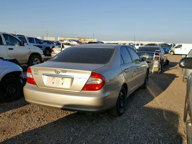 4T1BE32K72U115907 - 2002 TOYOTA CAMRY LE ოქროსფერი ფოტო 4