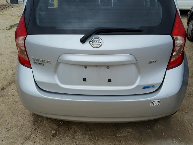 3N1CE2CPXGL399924 - 2016 NISSAN VERSA NOTE SILVER photo 9