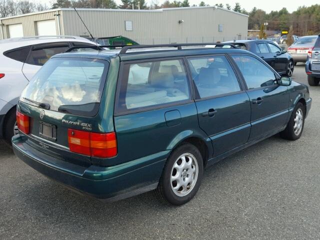 WVWFE83A1VE012330 - 1997 VOLKSWAGEN PASSAT GLX GREEN photo 4