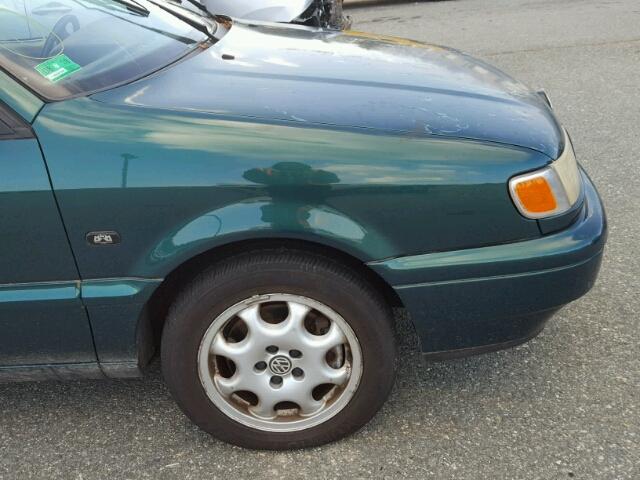 WVWFE83A1VE012330 - 1997 VOLKSWAGEN PASSAT GLX GREEN photo 9