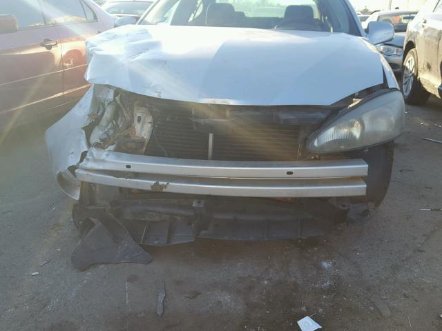 2G2WP522841148798 - 2004 PONTIAC GRAND PRIX 银色 照片 9