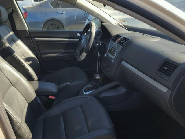 3VWRZ71K38M072435 - 2008 VOLKSWAGEN JETTA SE Ağ foto 5