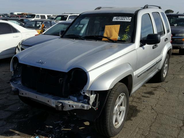 1J4GK58KX7W722654 - 2007 JEEP LIBERTY LI SILVER photo 2