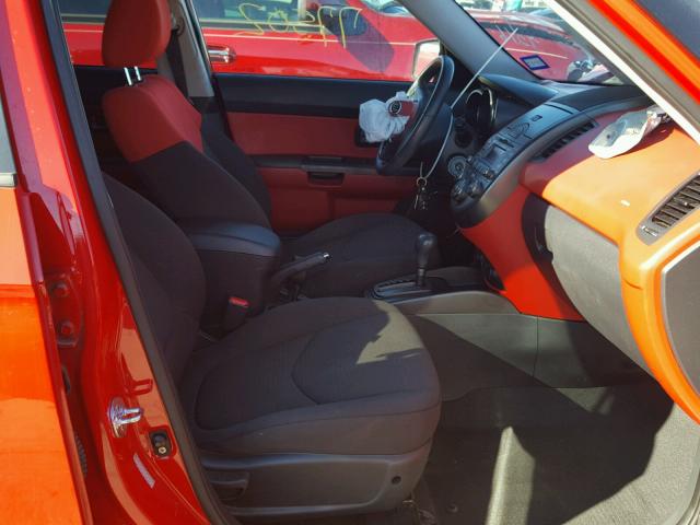 KNDJT2A20A7159813 - 2010 KIA SOUL + RED photo 5