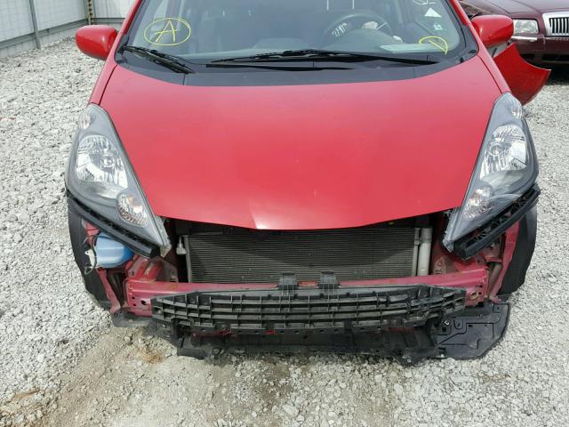 JHMGE8H39DC058074 - 2013 HONDA FIT RED photo 9