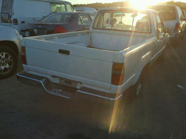 JT4RN56S8F5032785 - 1985 TOYOTA PICKUP XTR WHITE photo 4