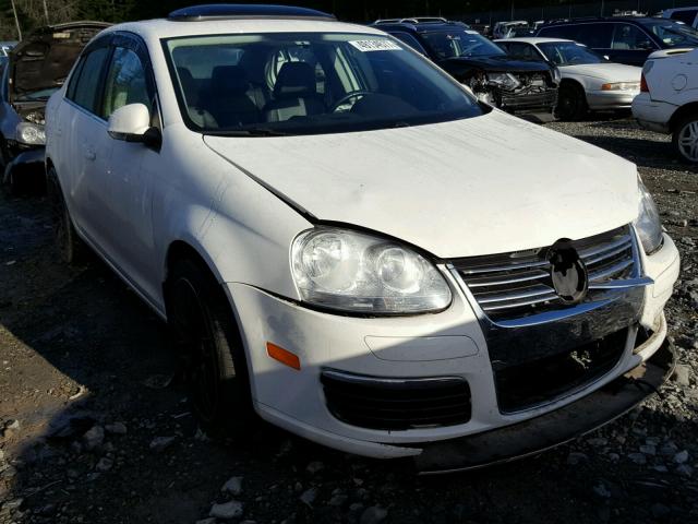 3VWRM71K39M066389 - 2009 VOLKSWAGEN JETTA SE WHITE photo 1