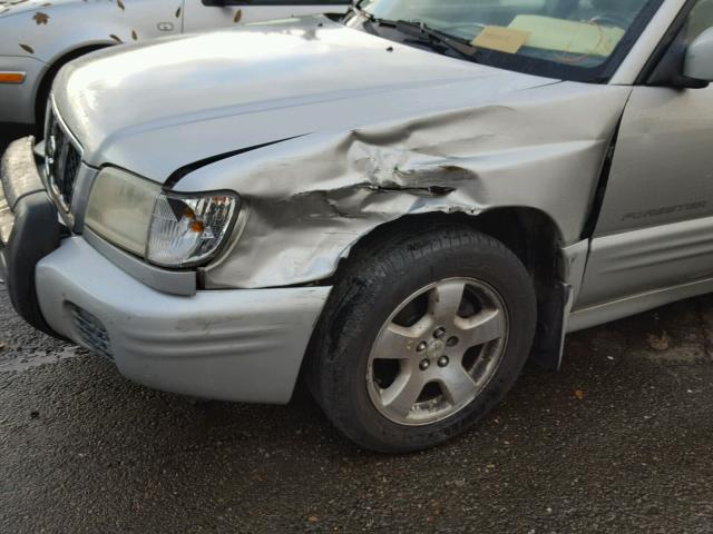 JF1SF65671H722694 - 2001 SUBARU FORESTER S 银色 照片 9