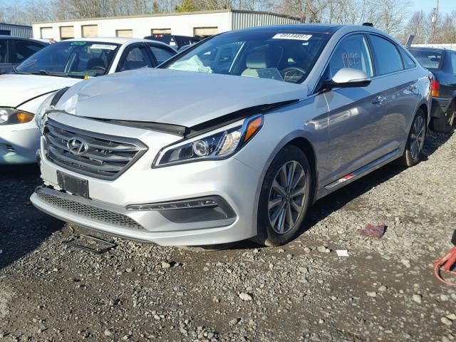 5NPE34AFXGH383384 - 2016 HYUNDAI SONATA SPO SILVER photo 2