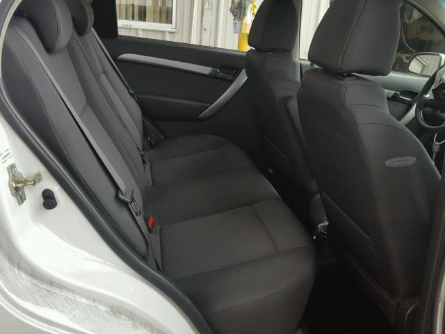 KL1TD5DE7BB190978 - 2011 CHEVROLET AVEO LS 白色 照片 6