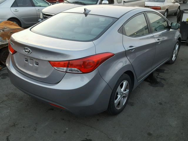 KMHDH4AE5DU904285 - 2013 HYUNDAI ELANTRA GL GRAY photo 4