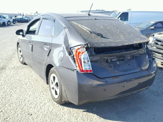 JTDKN3DU1D5623029 - 2013 TOYOTA PRIUS GRAY photo 3