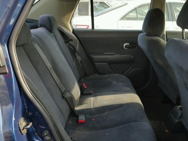 3N1BC11E18L360590 - 2008 NISSAN VERSA S BLUE photo 6