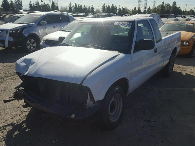 1GCCS19XX38233323 - 2003 CHEVROLET S TRUCK S1 WHITE photo 2