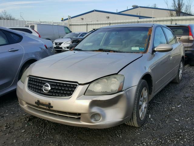 1N4AL11D65C203778 - 2005 NISSAN ALTIMA S GOLD photo 2