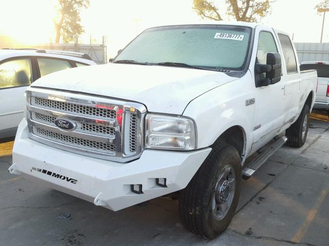 1FTWW31P36EB71522 - 2006 FORD F350 SRW S WHITE photo 2