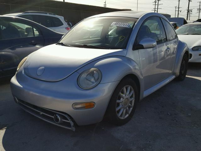 3VWCK31C14M411358 - 2004 VOLKSWAGEN NEW BEETLE 银色 照片 2