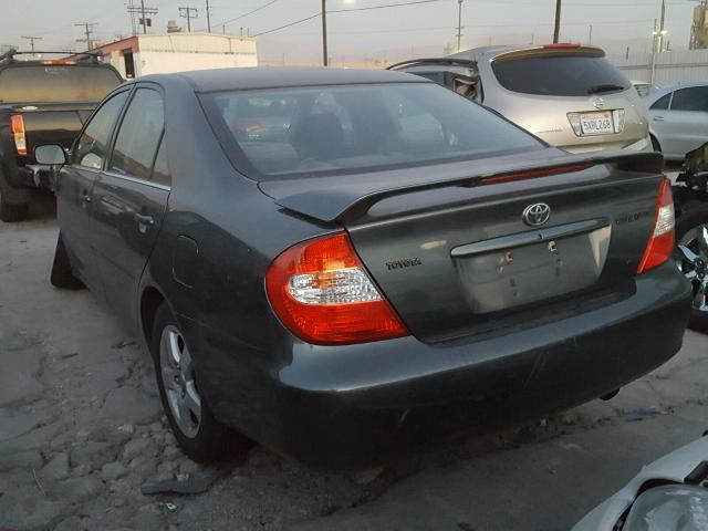 4T1BF32K22U515970 - 2002 TOYOTA CAMRY LE მწვანე ფოტო 3