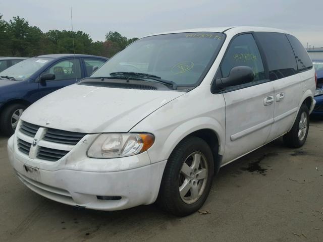 1D8GP45R46B599685 - 2006 DODGE CARAVAN SX WHITE photo 2