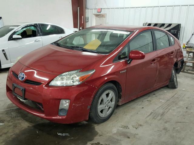 JTDKN3DU5A0103120 - 2010 TOYOTA PRIUS RED photo 2