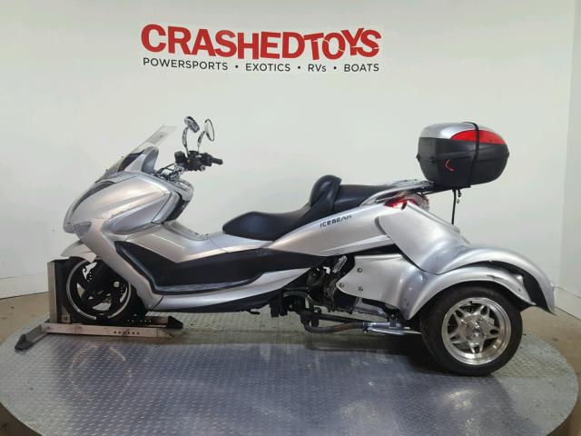 L37LMPCV5GZ010022 - 2016 DAIX SCOOTER SILVER photo 5