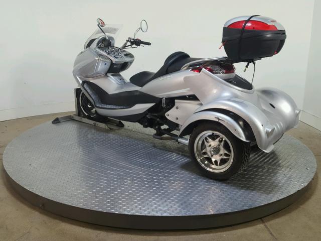 L37LMPCV5GZ010022 - 2016 DAIX SCOOTER SILVER photo 6