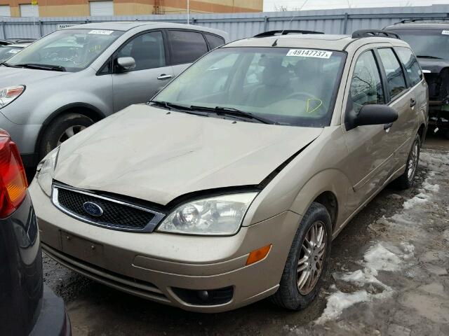 1FAFP36N57W181703 - 2007 FORD FOCUS ZXW BEIGE photo 2