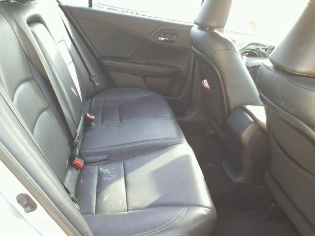 1HGCR2F55DA019517 - 2013 HONDA ACCORD SPO SILVER photo 6