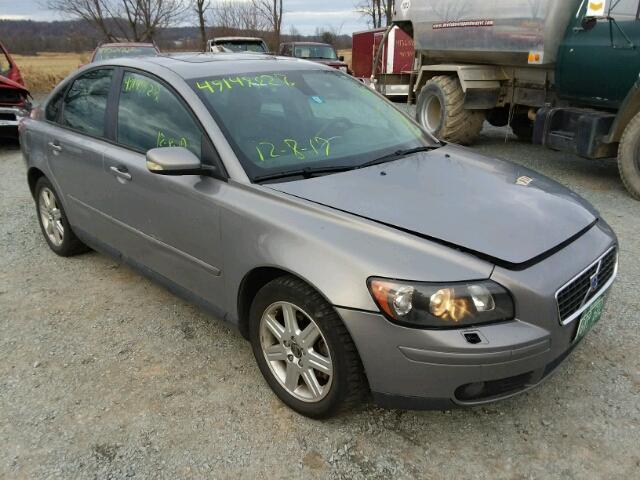 YV1MS682X52054495 - 2005 VOLVO S40 T5 GRAY photo 1