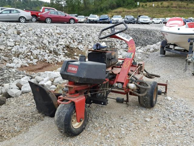 24000016 - 2000 TORO LAWNMOWER RED photo 4