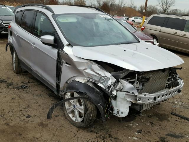 1FMCU9G92GUA75145 - 2016 FORD ESCAPE SE SILVER photo 1