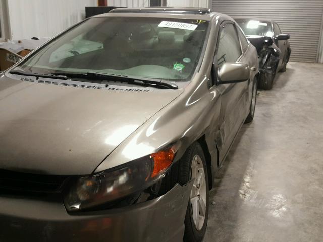 2HGFG12866H569021 - 2006 HONDA CIVIC EX BROWN photo 9