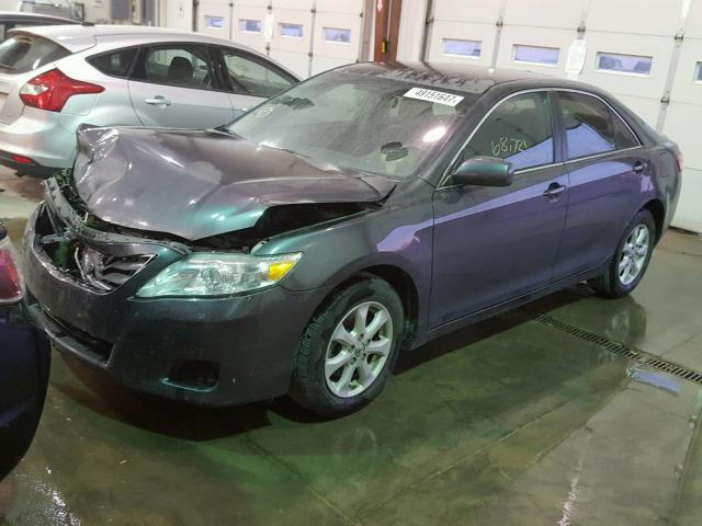 4T4BF3EK9BR157493 - 2011 TOYOTA CAMRY BASE GRAY photo 2