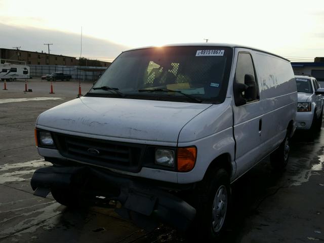 1FTNE24W67DA64242 - 2007 FORD ECONOLINE WHITE photo 2