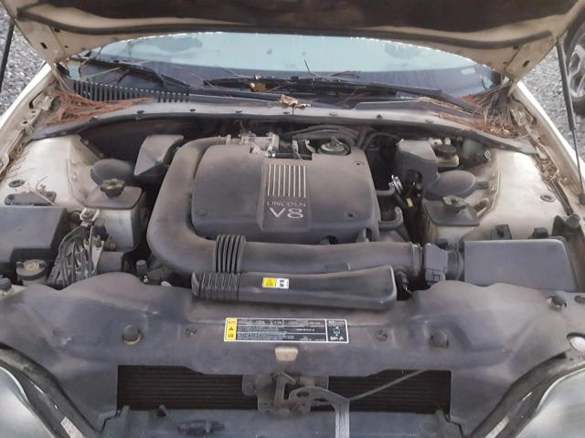 1LNHM87A42Y612738 - 2002 LINCOLN LS 奶油色 照片 7